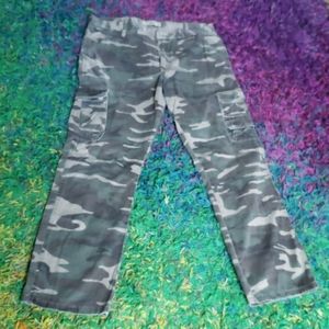 Wrangler Camouflage cargo pants